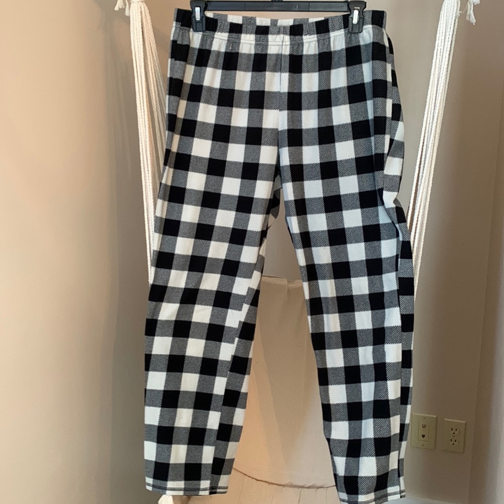 2/$15 Wonder shop target- XL- Black & White check pajama pant